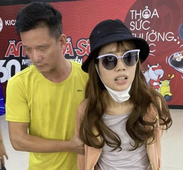 Nữ quái cướp ngân hàng ở TP.HCM bị bắt khi đang mua kim cương trong trung tâm thương mại-1