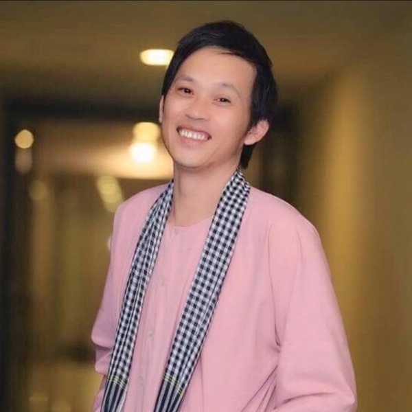 Giàu có bậc nhất nhưng Hoài Linh lại có lối sống ngược đời thế này-1