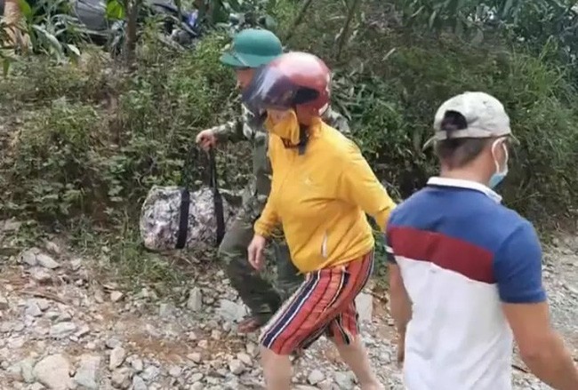 Những hình ảnh đầu tiên của 19 người được cứu từ Thủy điện Rào Trăng-3