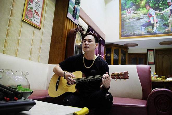 Nam ca sĩ khiến cá sấu” Quỳnh Nga yêu thầm 2 năm ở nhà 200 tỷ, U40 vẫn chưa vợ-8