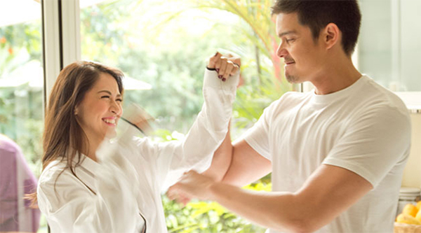 Trời lạnh lấy chăn xuống đắp thì tờ giấy chuột gặm nham nhở rơi ra, tôi biết được sự thật về công việc chồng làm-1
