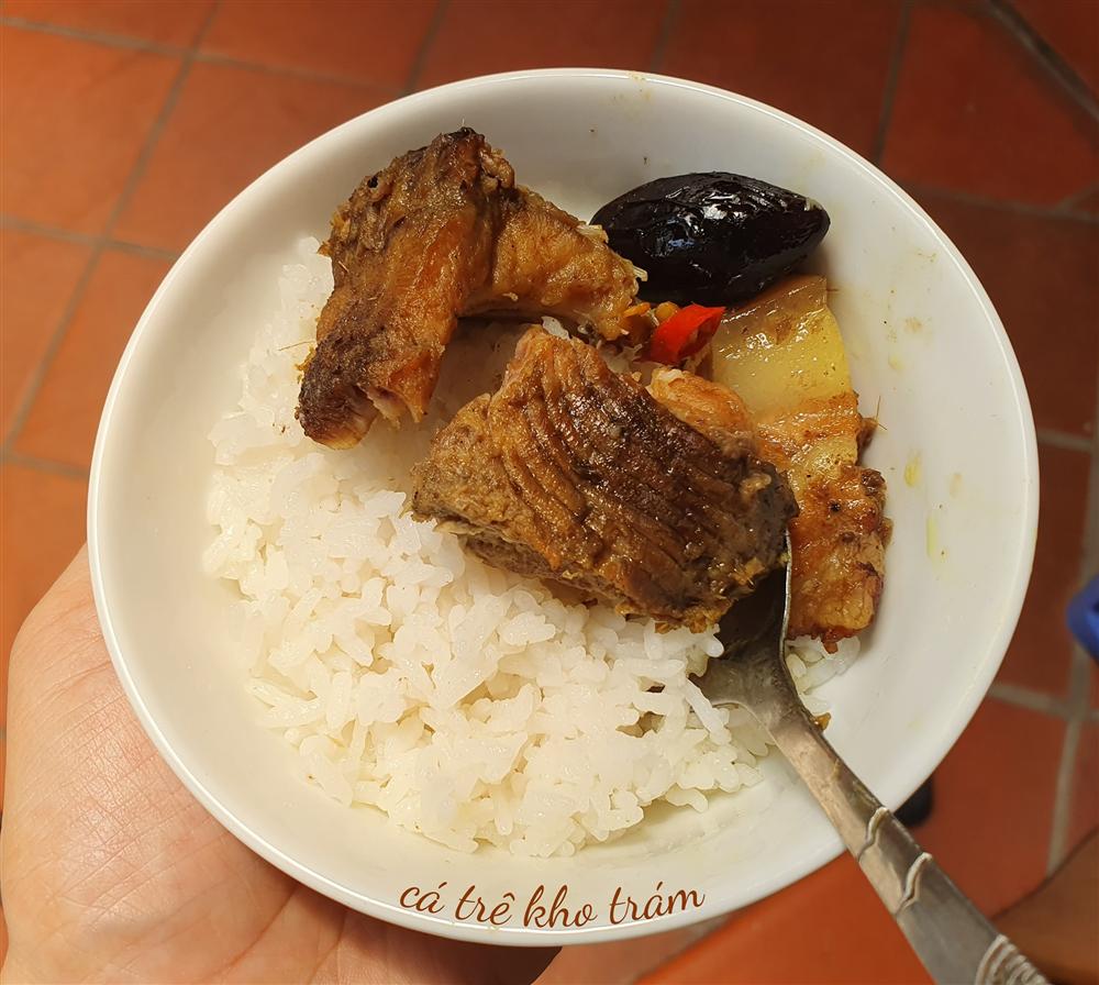 Mẹ 8x chỉ cách kho cá vừa nhàn vừa ngon bằng nồi cơm điện, hội chị em lười ai cũng có thể học theo dễ dàng-8