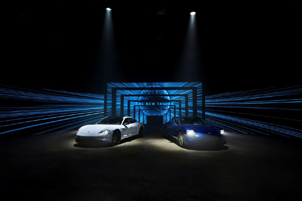 Xe thể thao thuần điện Porsche Taycan về Việt Nam từ ngày 10/10-1