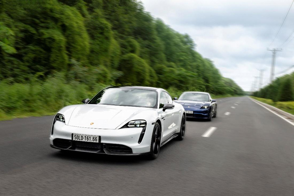 Xe thể thao thuần điện Porsche Taycan về Việt Nam từ ngày 10/10-2