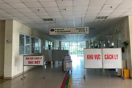 2 người trở về từ Mỹ mắc COVID-19, Việt Nam có 1.124 bệnh nhân