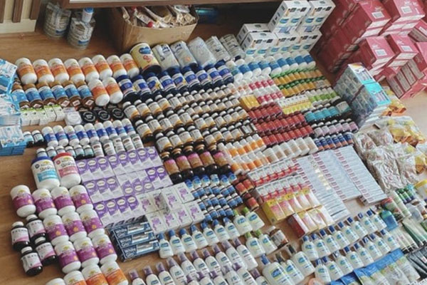 Hoa thật như giả, 9 tháng không héo, tưởng hàng Trung Quốc ướp thuốc-8