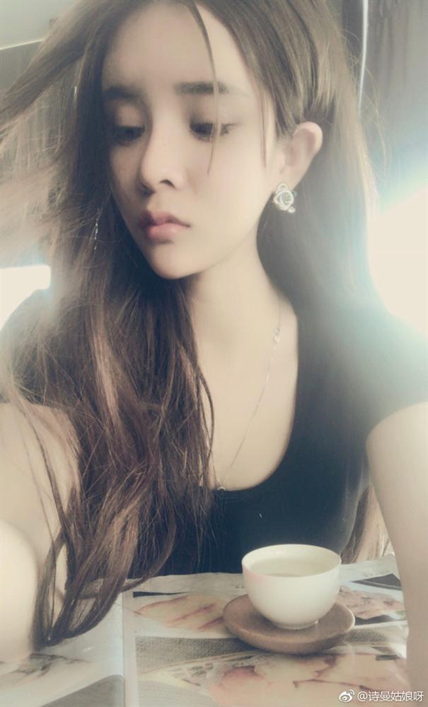 Người ngoài hành tinh Trần Sơn lặng lẽ biến mất, còn cô bạn gái xinh đẹp của vị đại gia xấu nhất quả đất ấy giờ sống ổn không?-6