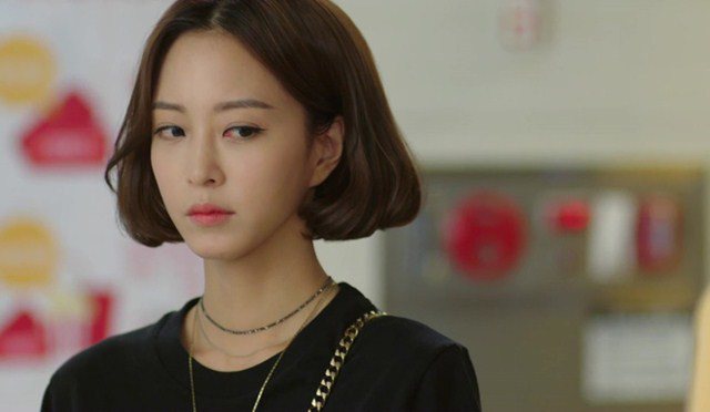 Trước lúc mất mẹ chồng bắt nhận sổ tiết kiệm 1 tỷ, yêu cầu kèm theo mới sốc-1