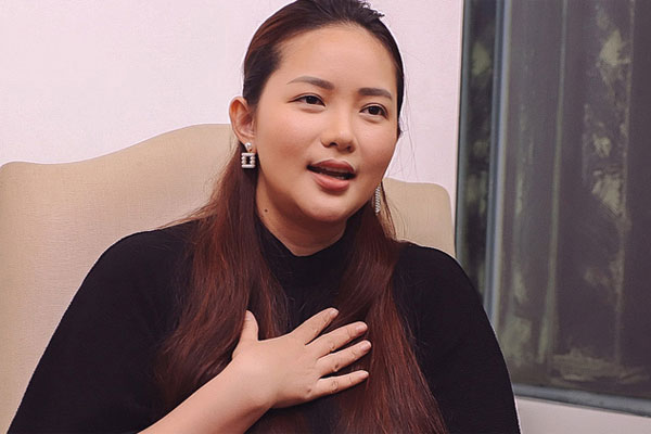 Phan Như Thảo tiếp tục bị chê vừa béo vừa già, như hai bà cháu khi ngồi cạnh con gái và đây là lời đáp trả của siêu mẫu một thời-6