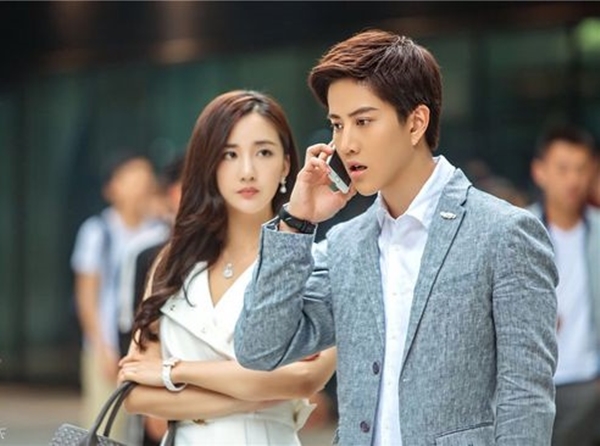 Hỏi chồng nghĩ thế nào về vợ, anh thờ ơ đáp: Chẳng khác gì con rối, để rồi sau chuyến công tác trở về anh choáng váng nhìn thứ vợ để lại trên bàn-2