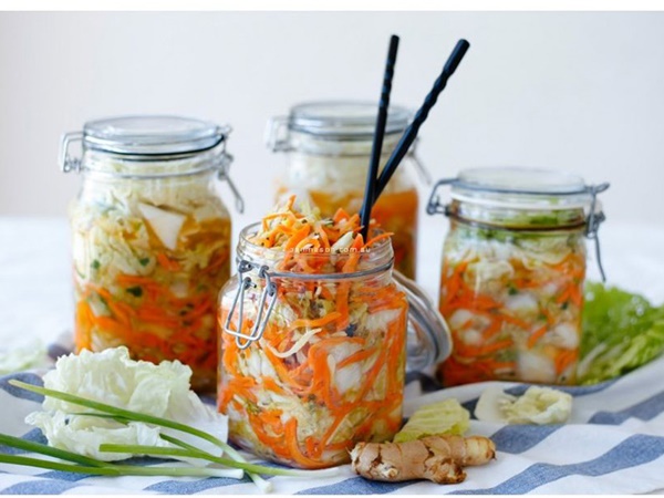 Mẹo muối dưa ngon giòn, vàng ruộm, không bị lên men-2
