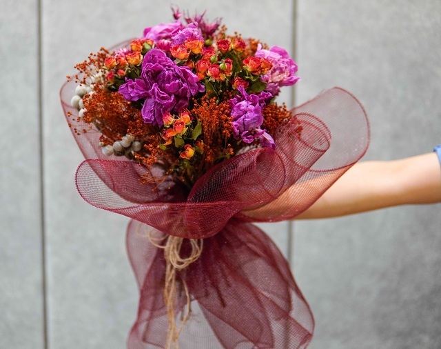 Hoa thật như giả, 9 tháng không héo, tưởng hàng Trung Quốc ướp thuốc-1