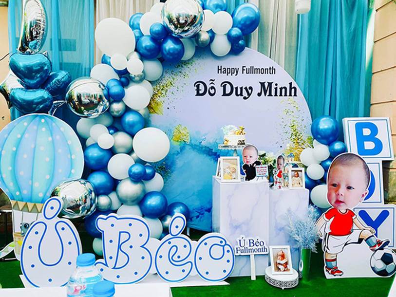 Con trai Duy Mạnh chính thức gia nhập hội hot kid Việt với bức ảnh góc nghiêng thần thánh được bố chụp sương sương trên story-5