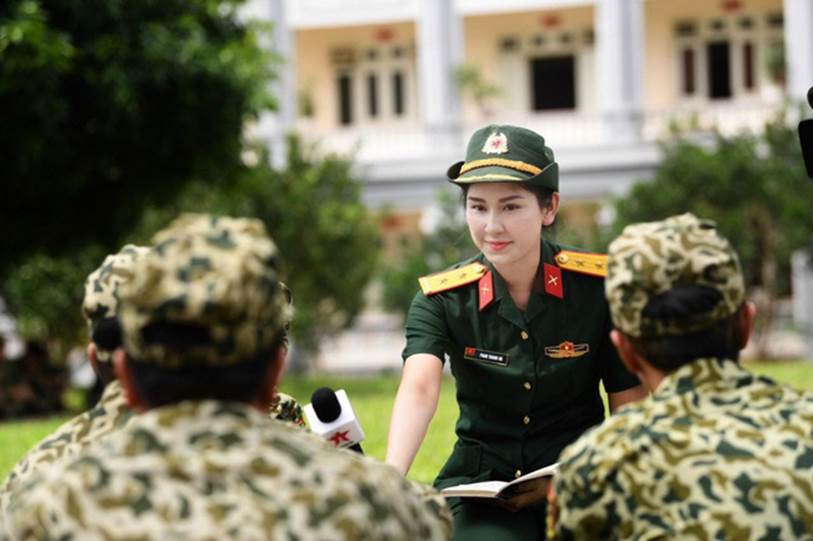 Nữ MC xinh đẹp dẫn bản tin mưa bão khiến cộng đồng mạng xôn xao truy tìm, ngắm loạt ảnh đời thường lại càng bất ngờ vì nhan sắc kiều diễm-5
