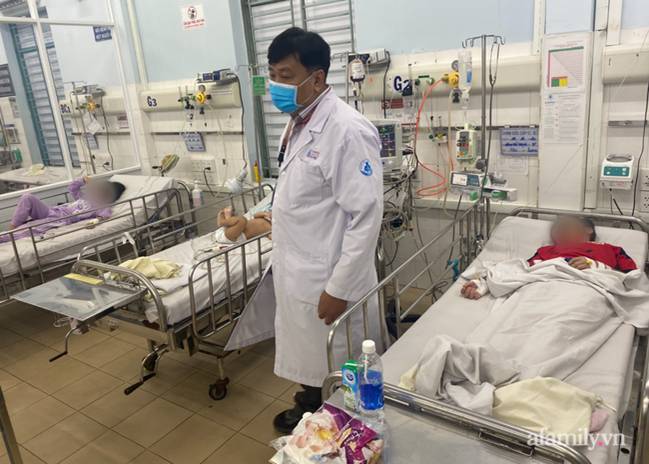 Bác sĩ đau xót kể lại khoảnh khắc bất lực nhìn bé gái 5 tuổi tử vong sau khi học theo trò thắt cổ trên Youtube-4