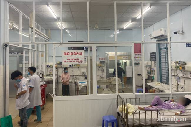 Bác sĩ đau xót kể lại khoảnh khắc bất lực nhìn bé gái 5 tuổi tử vong sau khi học theo trò thắt cổ trên Youtube-7