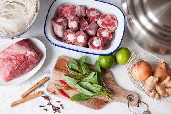 Mẹ đảm nổi tiếng MXH gợi ý cách nấu phở bò ngon chẳng kém ngoài hàng, chuẩn bị một lần có thể ăn mấy bữa rất tiện lợi-2