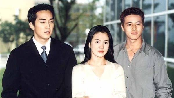 Song Hye Kyo có thể là người phụ nữ thất bại trong cuộc hôn nhân với Song Joong Ki nhưng chắc chắn là nữ hoàng chạm tay hóa vàng của showbiz Hàn-2