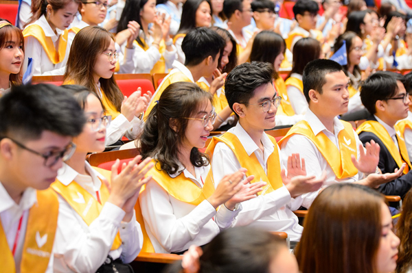 Đại học VinUni khai giảng năm học đầu tiên-2