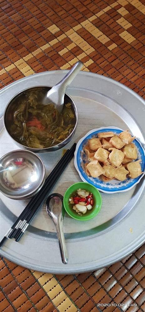 Chi tiêu tiết kiệm với 3,5 triệu/tháng cho 3 người, vợ trẻ bị chất vấn vì ăn uống kham khổ và 1 khoản bất hợp lý-2