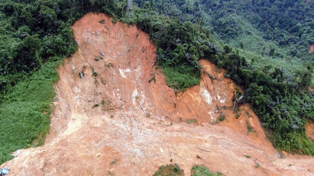 Hiện trường vụ sạt lở ở Rào Trăng 3 nhìn từ flycam-7