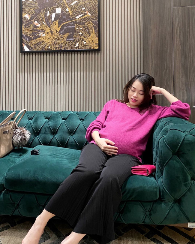 Cô tư Sam nhà Hằng Túi lộ hết tính tình qua loạt câu chuyện mẹ kể: Gái hôm Rằm ghê gớm khiến cả nhà khiếp sợ-4