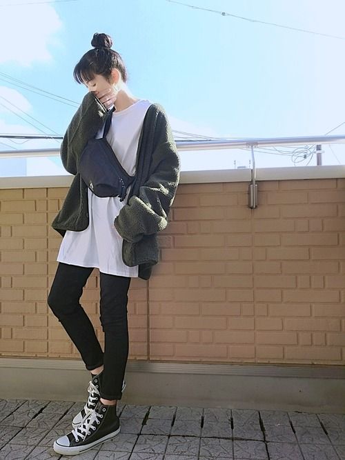 Trời lạnh là dân tình lại nhức nhối với kiểu ăn mặc của một vài chị em: Vô tư diện legging hớ hênh khiến người nhìn ngán ngẩm-7