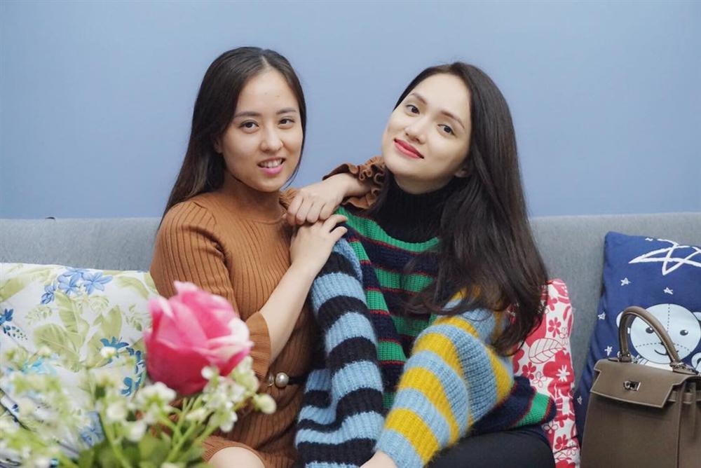 Chân dung người phụ nữ Hương Giang Idol mượn thân phận để nổi tiếng, sống lặng lẽ bên chồng con-1