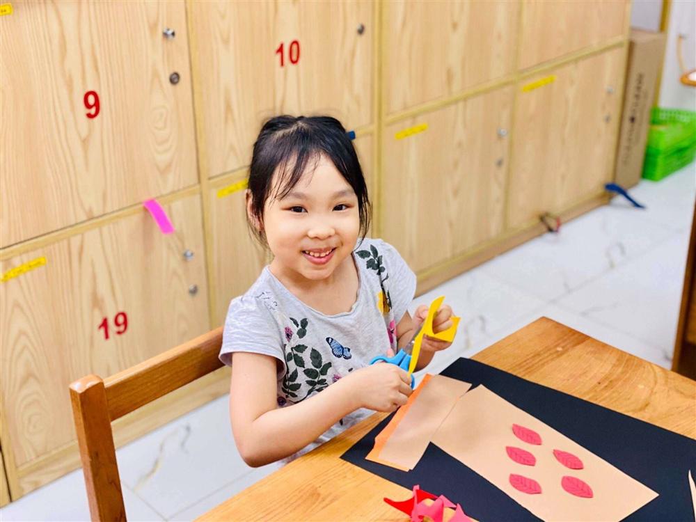 Chân dung người phụ nữ Hương Giang Idol mượn thân phận để nổi tiếng, sống lặng lẽ bên chồng con-7