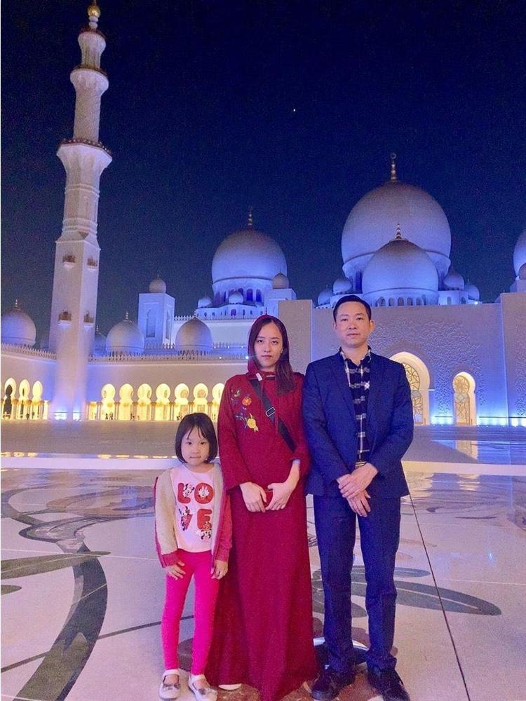 Chân dung người phụ nữ Hương Giang Idol mượn thân phận để nổi tiếng, sống lặng lẽ bên chồng con-11