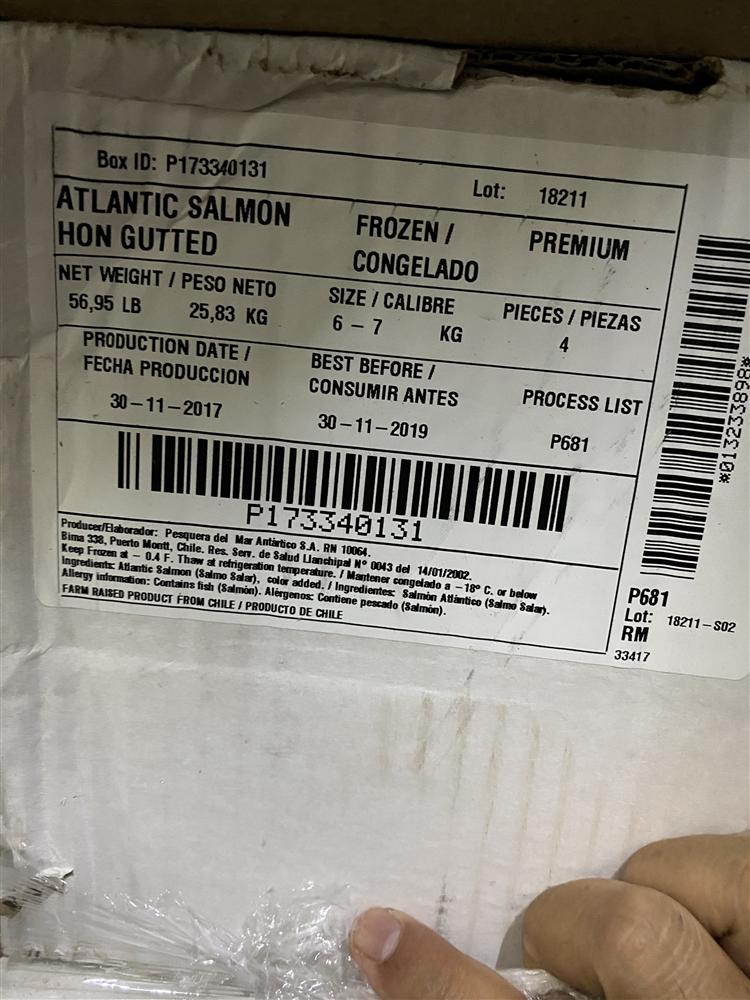 2,5 tấn cá hồi hết hạn hơn 1 năm được đưa vào chế biến-2