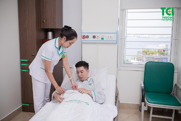 Những lưu ý ‘vàng’ để vượt qua nỗi sợ mổ trĩ-3