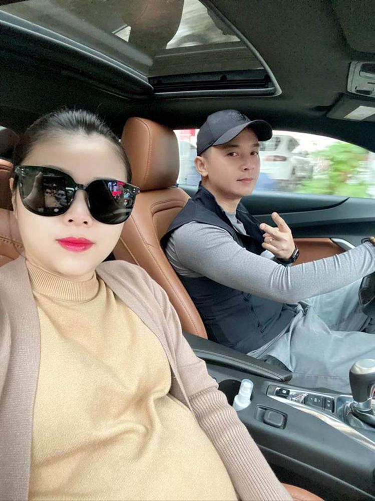 Hằng Túi chuẩn bị vượt cạn lần thứ 5, tưởng kinh nghiệm đầy mình ai ngờ đâu vẫn luống cuống, lao như tên bắn đến viện mới biết lấy nhầm một thứ của con-1