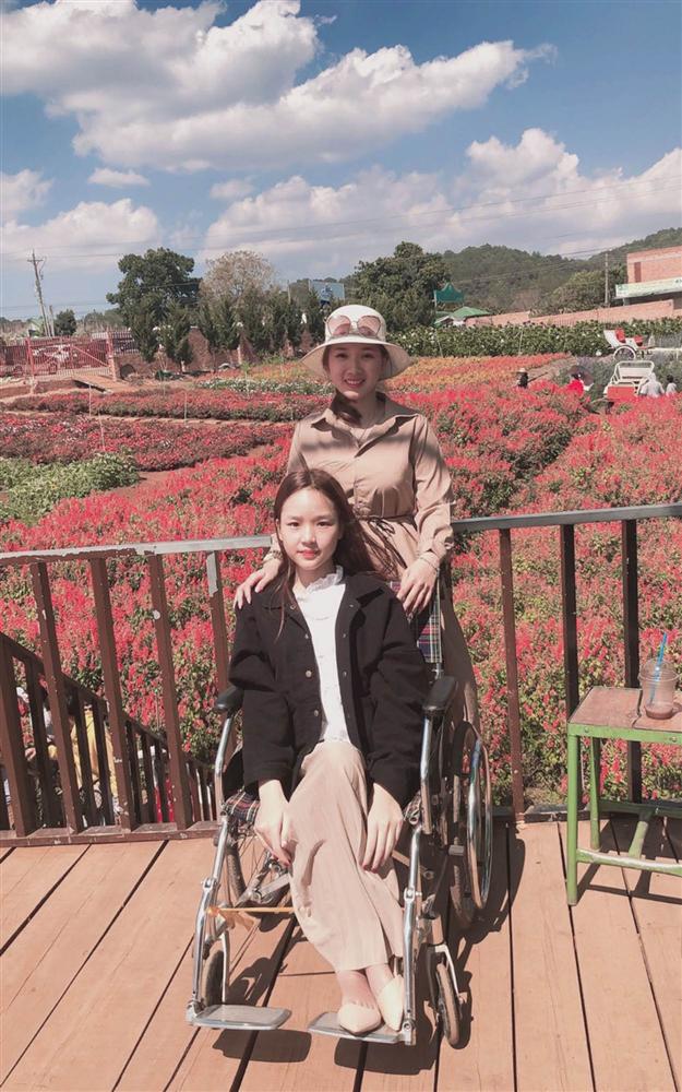 Cô gái Bình Phước xinh đẹp 13 năm làm ‘đôi chân’ cho bạn thân-5