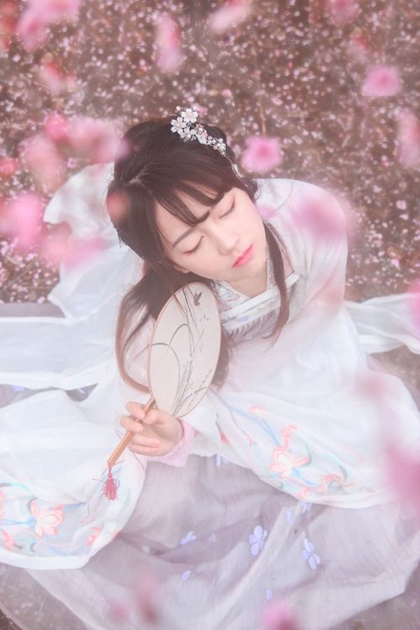 Dự báo sự nghiệp và tình duyên của 12 cung Hoàng đạo trong tuần mới 19/10 - 25/10: Cự Giải vượt qua giới hạn, Nhân Mã học đi đôi với hành-1