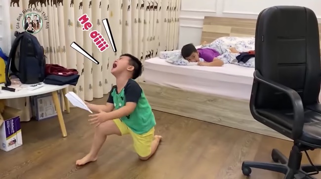 Con gào khóc ăn vạ, bà xã Đăng Khôi chẳng những không dỗ mà còn nói một câu cực phũ nhưng hiệu quả cực kỳ-2