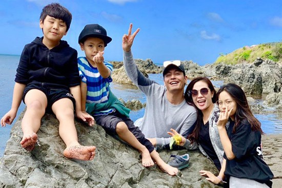 Cưng chiều con hết mực nhưng MC Phan Anh lại đóng 'vai ác' trong nhà, phải dùng đến đòi roi để dạy dỗ con