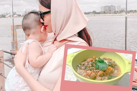 Lan Khuê khoe món bún riêu cua đồng tự tay nấu cho con trai ăn dặm ngon ngất ngây, hội bỉm sữa rào rào hỏi thăm cách làm