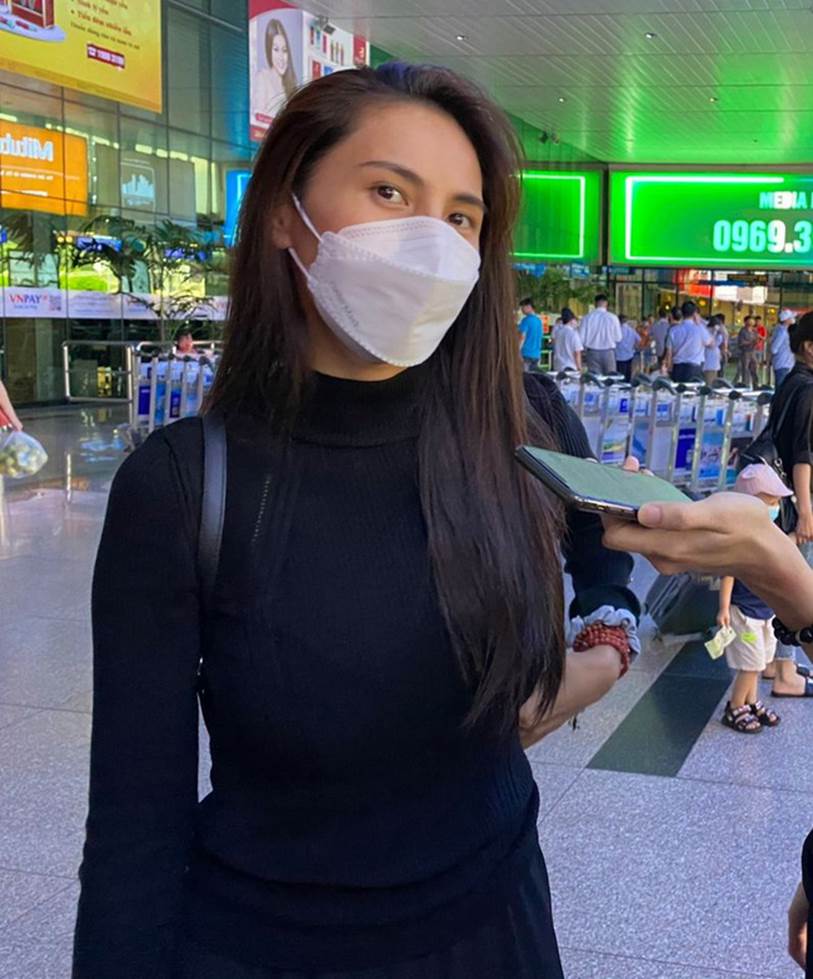 Thủy Tiên trở về Sài Gòn sau gần 1 tuần ở miền Trung cứu trợ, gương mặt gầy rộc đi nhiều-2