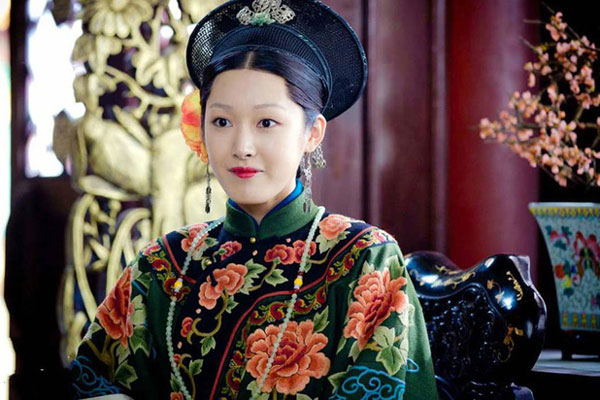 Chuyện về 2 chị em ruột gả cho Hoàng đế Khang Hi: Đều vì chính trị nhưng người chị được phong làm Hoàng hậu, khiến Hoàng đế ám ảnh một đời-3