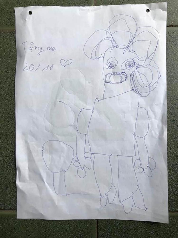 Sau ngày 20/10 đầy ý nghĩa, dân mạng thi nhau khoe những món quà vô cùng độc đáo, IQ vô cực cũng chưa thể nào nghĩ ra được cảnh tượng này-5