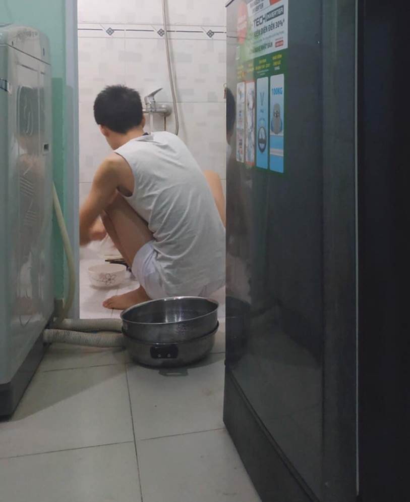 Sau ngày 20/10 đầy ý nghĩa, dân mạng thi nhau khoe những món quà vô cùng độc đáo, IQ vô cực cũng chưa thể nào nghĩ ra được cảnh tượng này-8