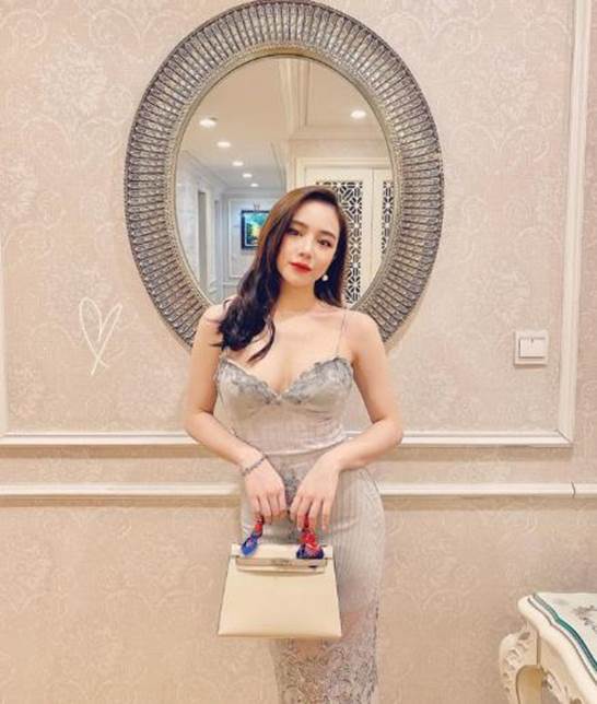 Cận cảnh cuộc sống sang chảnh của hot girl ngủ gật từng tuyên bố đi hát thành công hơn Chi Pu-5