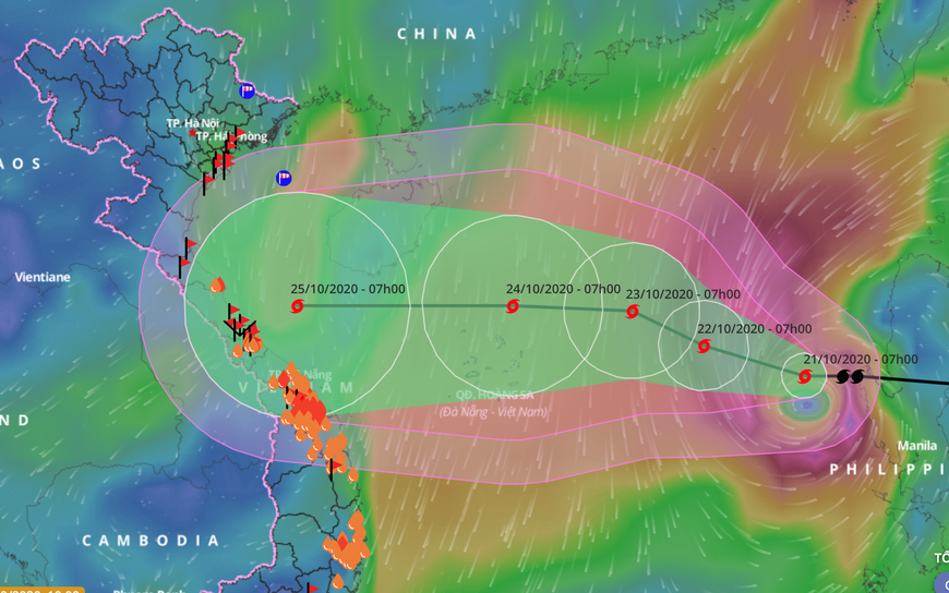 Điều dị thường ở cơn bão số 8 đang tăng cấp độ trên biển Đông-1
