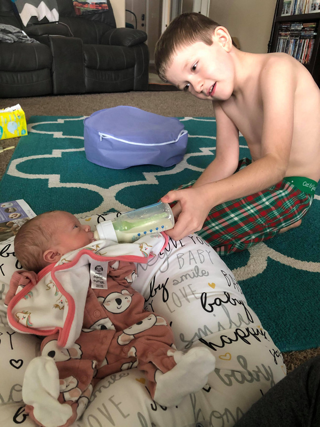 Siêu âm ở tuần thứ 6, bác sĩ thông báo một tin khiến bà mẹ run lẩy bẩy, sau đó ngồi khóc suốt 1 giờ đồng hồ-6