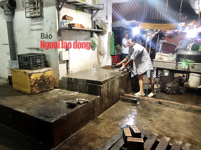 Cứu người gặp nạn, 1 tiểu thương chết thảm dưới cống thoát nước-1