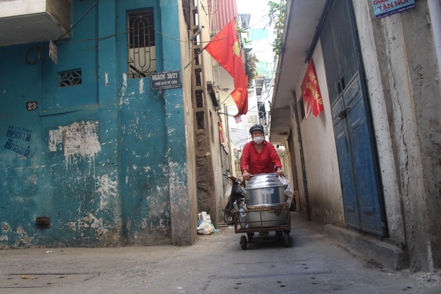 Kỳ lạ món ăn độn nhà nghèo thời bao cấp, thành đặc sản xếp hàng ở Hà Nội-1