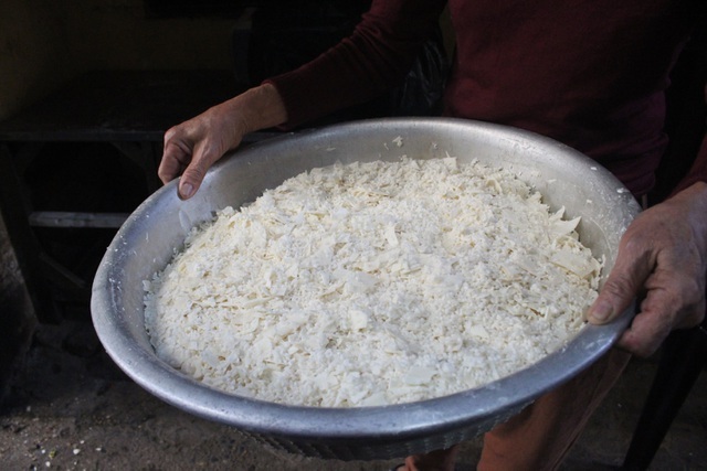 Kỳ lạ món ăn độn nhà nghèo thời bao cấp, thành đặc sản xếp hàng ở Hà Nội-2