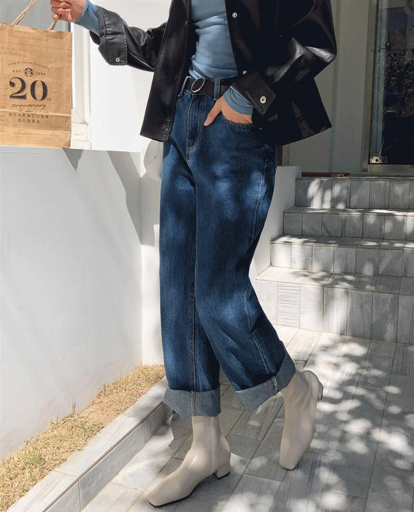 Công thức boots + quần với 3 chiêu nâng tầm 100% thời thượng, phục vụ chị em công sở trong mùa lạnh này-2