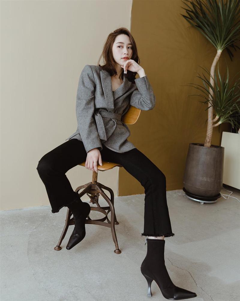 Công thức boots + quần với 3 chiêu nâng tầm 100% thời thượng, phục vụ chị em công sở trong mùa lạnh này-7